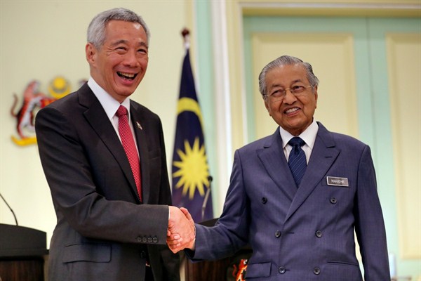 Malaysia and Singapore Use a Leaders’ Summit to Ease Tensions | World ...