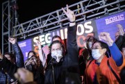 Gabriel Boric addresses supporters after receiving the news of his victory in Chile's primary elections, July 18, 2021 (AP photo by Felipe Figueroa).