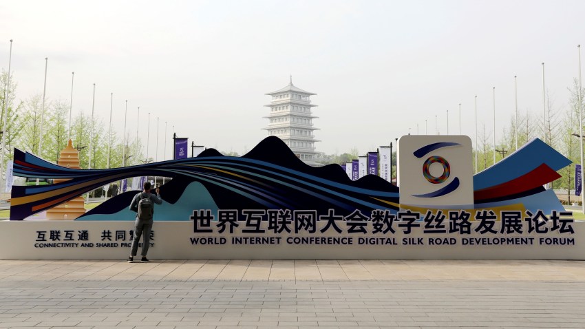 U.S.-China Digital Fragmentation Is Putting the World in a Bind