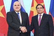 Russian Prime Minister Mikhail Mishustin and Vietnamese Prime Minister Pham Minh Chinh.